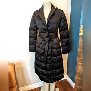 Designer Down Puffer belted trench Coat by MO&Co,  black size 8